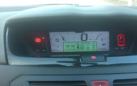 Citroen C4 Picasso II рестайлинг, 2009 год, 610 000 рублей, 9 фотография