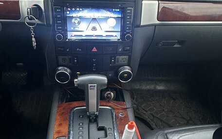 Volkswagen Touareg III, 2009 год, 1 200 000 рублей, 11 фотография