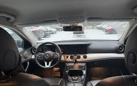 Mercedes-Benz E-Класс, 2019 год, 2 050 000 рублей, 20 фотография