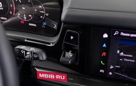 Porsche Cayenne III, 2025 год, 24 490 000 рублей, 17 фотография