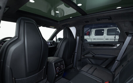 Porsche Cayenne III, 2025 год, 24 490 000 рублей, 29 фотография