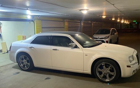 Chrysler 300C II, 2006 год, 1 200 000 рублей, 3 фотография