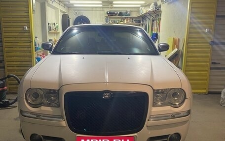 Chrysler 300C II, 2006 год, 1 200 000 рублей, 1 фотография