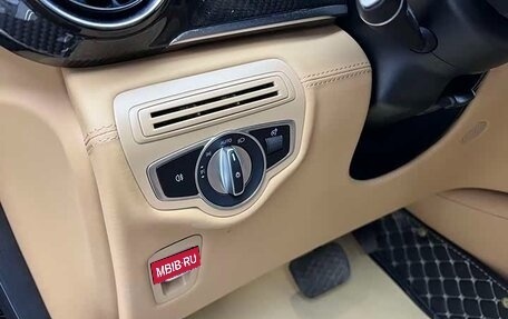 Mercedes-Benz V-Класс, 2021 год, 5 840 000 рублей, 9 фотография