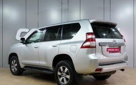 Toyota Land Cruiser Prado 150 рестайлинг 2, 2014 год, 3 199 000 рублей, 2 фотография