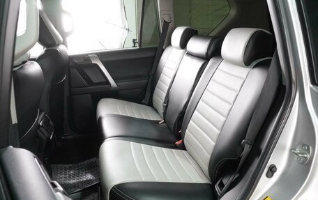 Toyota Land Cruiser Prado 150 рестайлинг 2, 2014 год, 3 199 000 рублей, 9 фотография