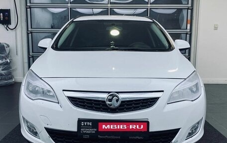 Opel Astra J, 2012 год, 650 000 рублей, 2 фотография