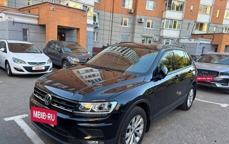 Volkswagen Tiguan II, 2020 год, 2 500 000 рублей, 8 фотография