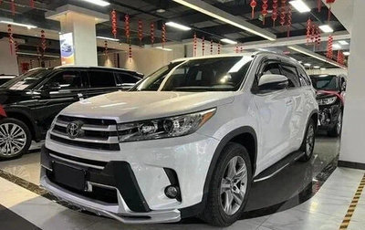 Toyota Highlander III, 2021 год, 3 100 000 рублей, 1 фотография