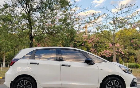 Honda Fit, 2022 год, 1 250 000 рублей, 4 фотография