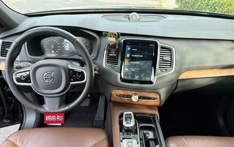 Volvo XC90 II рестайлинг, 2022 год, 4 320 000 рублей, 6 фотография