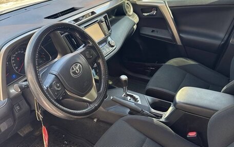 Toyota RAV4, 2014 год, 2 410 000 рублей, 7 фотография