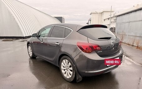 Opel Astra J, 2014 год, 799 000 рублей, 4 фотография