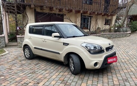 KIA Soul I рестайлинг, 2012 год, 800 000 рублей, 2 фотография