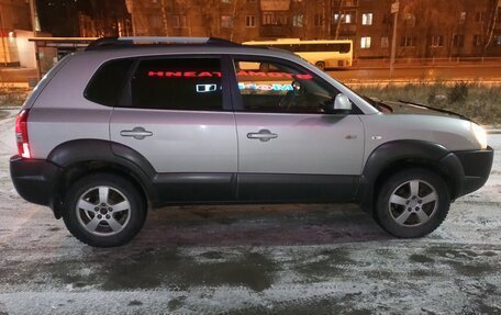 Hyundai Tucson III, 2006 год, 1 110 000 рублей, 10 фотография