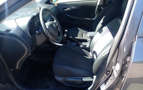 Toyota Corolla, 2011 год, 730 000 рублей, 8 фотография