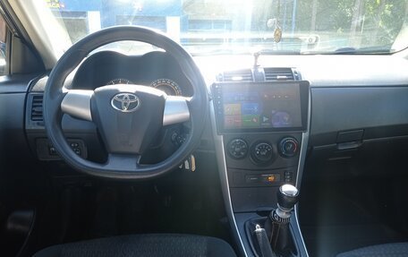 Toyota Corolla, 2011 год, 730 000 рублей, 5 фотография