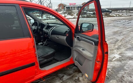 Mitsubishi Pajero Sport II рестайлинг, 2013 год, 2 500 000 рублей, 13 фотография