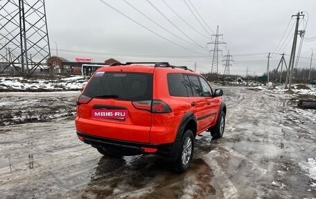 Mitsubishi Pajero Sport II рестайлинг, 2013 год, 2 500 000 рублей, 4 фотография