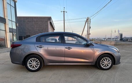 KIA Rio IV, 2018 год, 1 580 000 рублей, 6 фотография