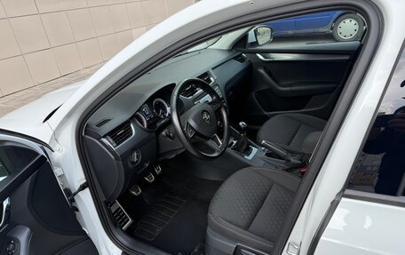 Skoda Octavia, 2017 год, 1 690 000 рублей, 11 фотография