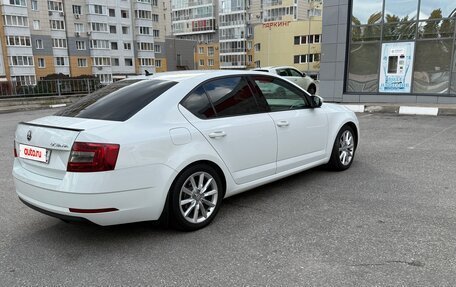 Skoda Octavia, 2017 год, 1 690 000 рублей, 2 фотография
