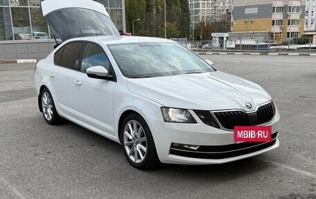 Skoda Octavia, 2017 год, 1 690 000 рублей, 5 фотография