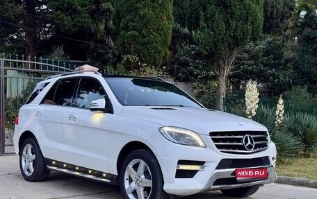 Mercedes-Benz M-Класс, 2013 год, 3 790 000 рублей, 1 фотография