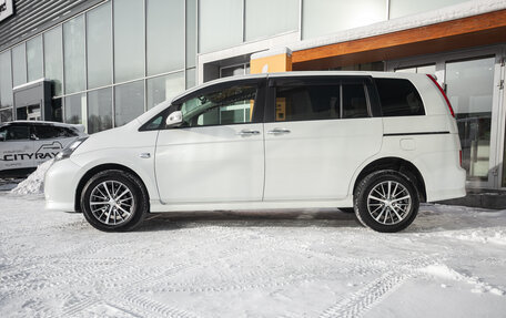 Toyota ISis I, 2010 год, 998 000 рублей, 4 фотография