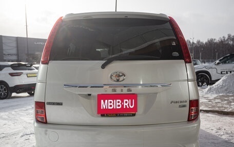 Toyota ISis I, 2010 год, 998 000 рублей, 6 фотография