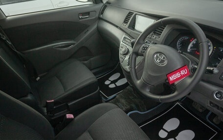 Toyota ISis I, 2010 год, 998 000 рублей, 9 фотография