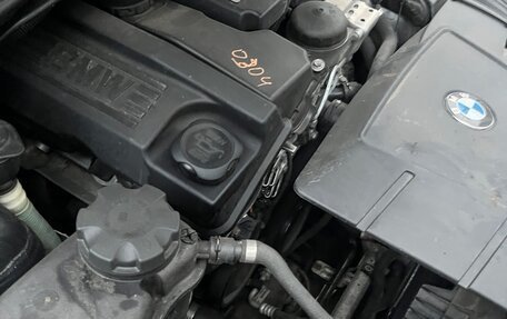 BMW 3 серия, 2011 год, 900 000 рублей, 15 фотография