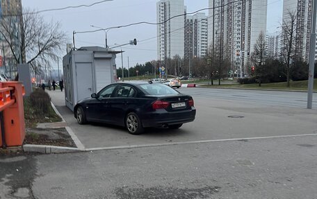 BMW 3 серия, 2011 год, 900 000 рублей, 17 фотография