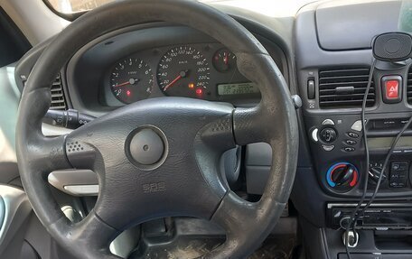 Nissan Almera, 2001 год, 180 000 рублей, 3 фотография