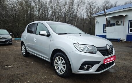 Renault Sandero II рестайлинг, 2020 год, 1 250 000 рублей, 4 фотография