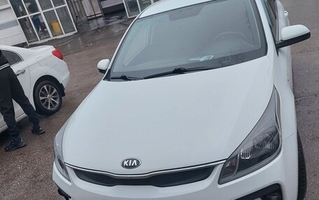 KIA Rio III рестайлинг, 2017 год, 975 000 рублей, 11 фотография