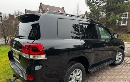 Toyota Land Cruiser 200, 2019 год, 6 700 000 рублей, 1 фотография