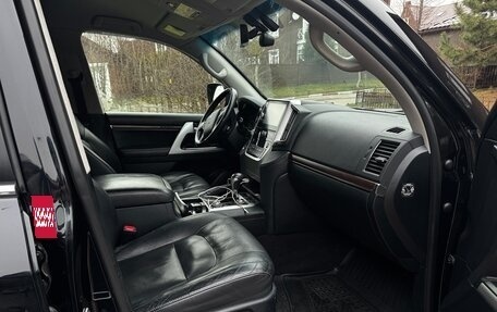 Toyota Land Cruiser 200, 2019 год, 6 700 000 рублей, 9 фотография