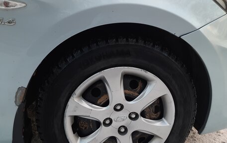 Hyundai Solaris II рестайлинг, 2011 год, 850 000 рублей, 5 фотография