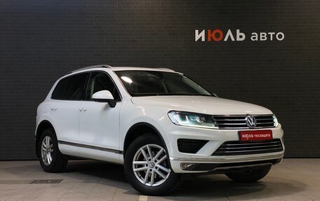 Volkswagen Touareg III, 2015 год, 2 850 000 рублей, 4 фотография