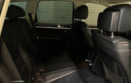 Volkswagen Touareg III, 2015 год, 2 850 000 рублей, 15 фотография