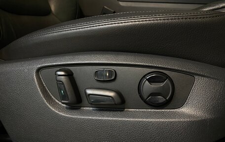 Volkswagen Touareg III, 2015 год, 2 850 000 рублей, 21 фотография