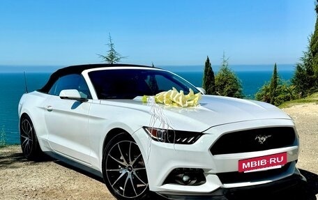 Ford Mustang VI рестайлинг, 2017 год, 2 950 000 рублей, 3 фотография