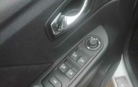 Renault Kaptur I рестайлинг, 2016 год, 920 000 рублей, 4 фотография