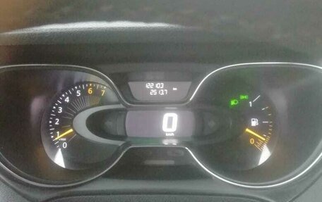 Renault Kaptur I рестайлинг, 2016 год, 920 000 рублей, 2 фотография