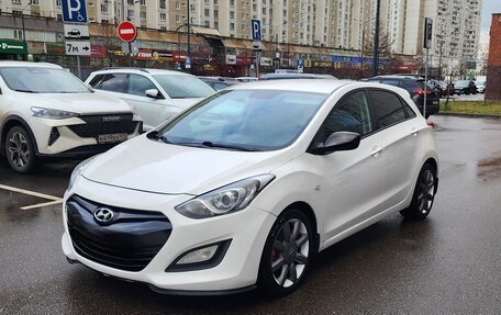 Hyundai i30 II рестайлинг, 2013 год, 930 000 рублей, 10 фотография