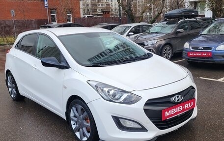 Hyundai i30 II рестайлинг, 2013 год, 930 000 рублей, 12 фотография