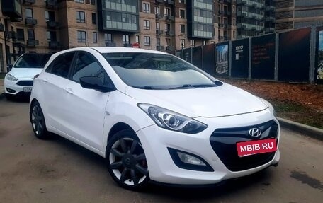 Hyundai i30 II рестайлинг, 2013 год, 930 000 рублей, 13 фотография