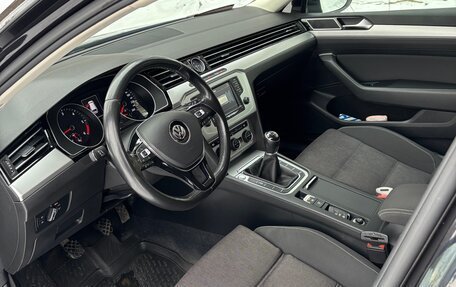 Volkswagen Passat B8 рестайлинг, 2015 год, 1 650 000 рублей, 6 фотография