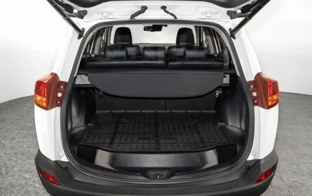 Toyota RAV4, 2013 год, 1 800 000 рублей, 6 фотография